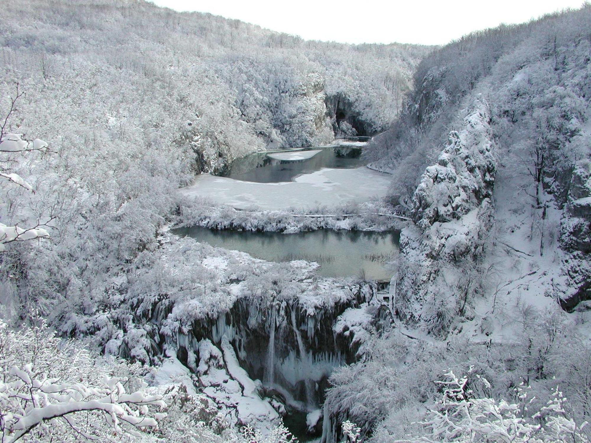 Guesthouse Hodak Selište Drežničko Buitenkant foto